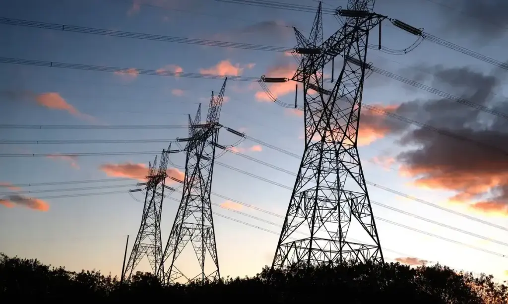 Brasil: R$ 130 bilhões para modernizar redes elétricas e impulsionar empregos em 13 estados
