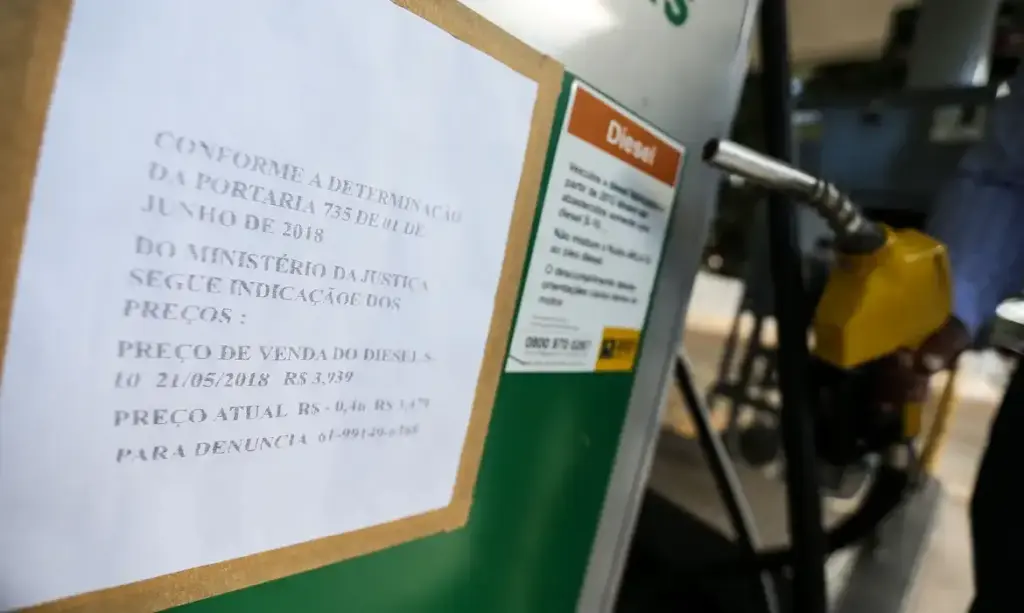 Diesel tem quarta queda semanal e acumula recuo de 4,5% após pico de preços
