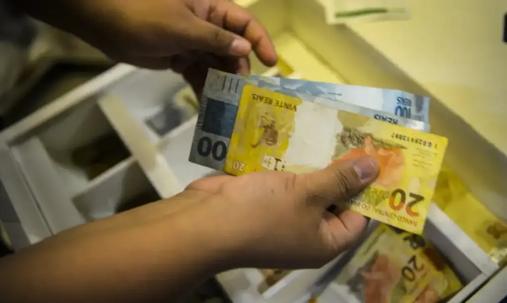 Renda do trabalhador atinge recorde histórico no DF e em 15 estados brasileiros