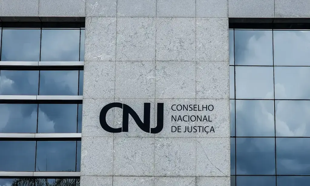 Justiça acelera bloqueio de contas: devedores precisam agir rápido para evitar surpresas