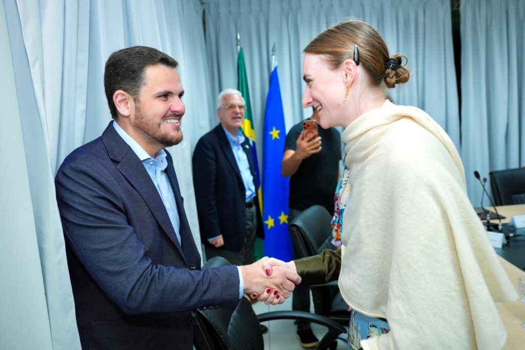 COOPERAÇÃO COMERCIAL Prefeito Renato Junior articula parcerias com embaixadores de 17 países da União Europeia