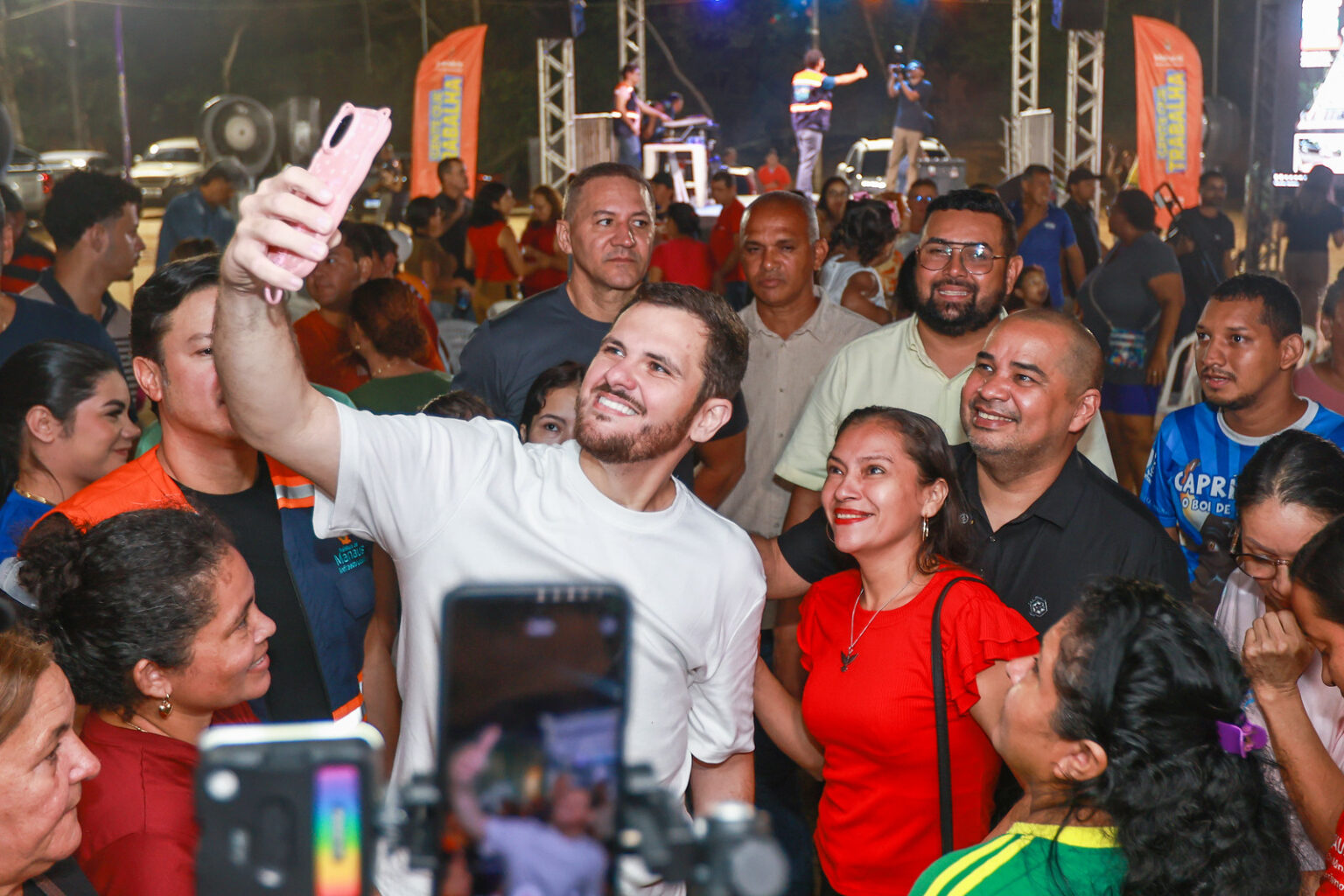 Prefeito Renato Junior assina ordem de serviço para revitalização do Campo da Torre na zona Norte