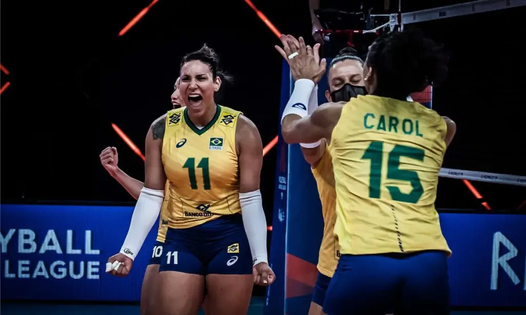 Brasil busca liderança invicta contra a Itália na Liga das Nações de Vôlei