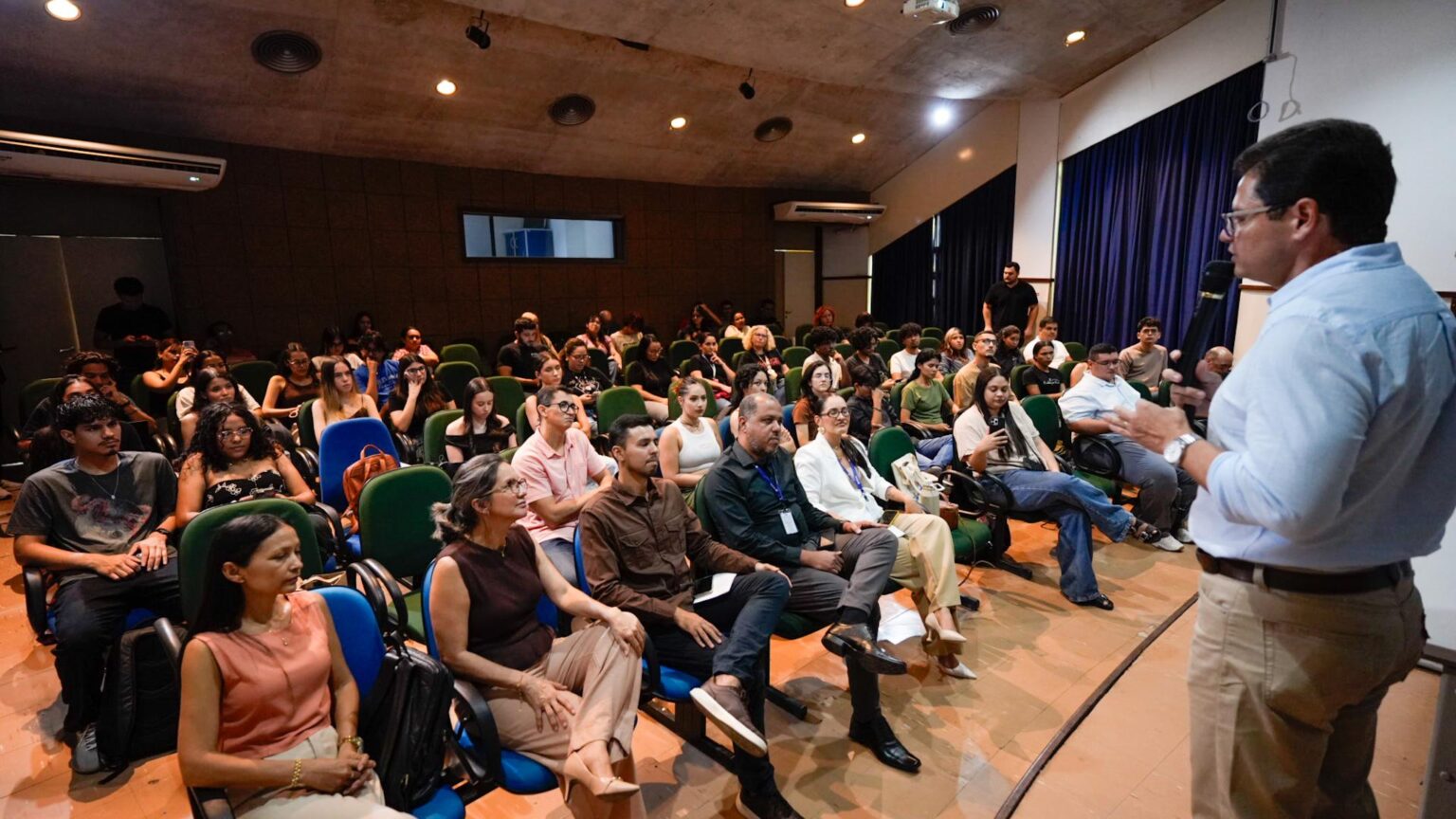 Crise climática exige investimentos urgentes em saneamento e drenagem no Amazonas