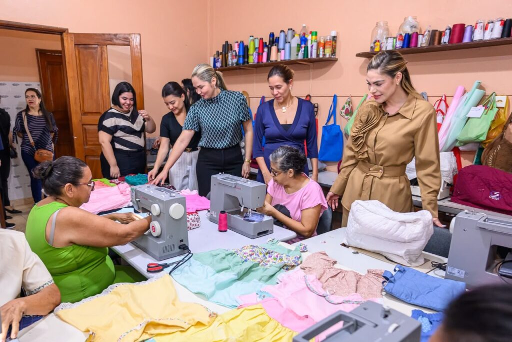 Primeira-dama Thaisa Cidade visita Centro Social São Benedito que foi contemplado com recursos do FPS para qualificação profissional