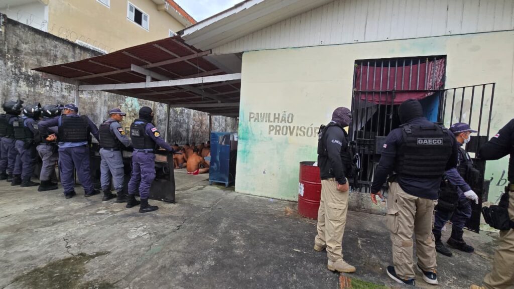MPAM deflagra operação em Parintins com cumprimento de mandados de busca e apreensão e fiscalização no sistema prisional