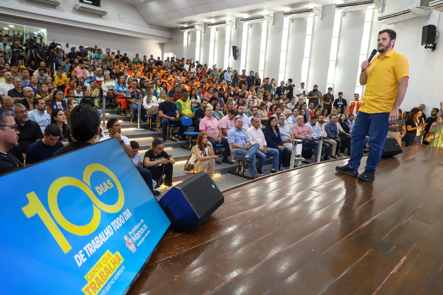 CEM DIAS DE GESTÃO do prefeito Renato Junior marcados por inovação, empregabilidade e impacto na economia popular