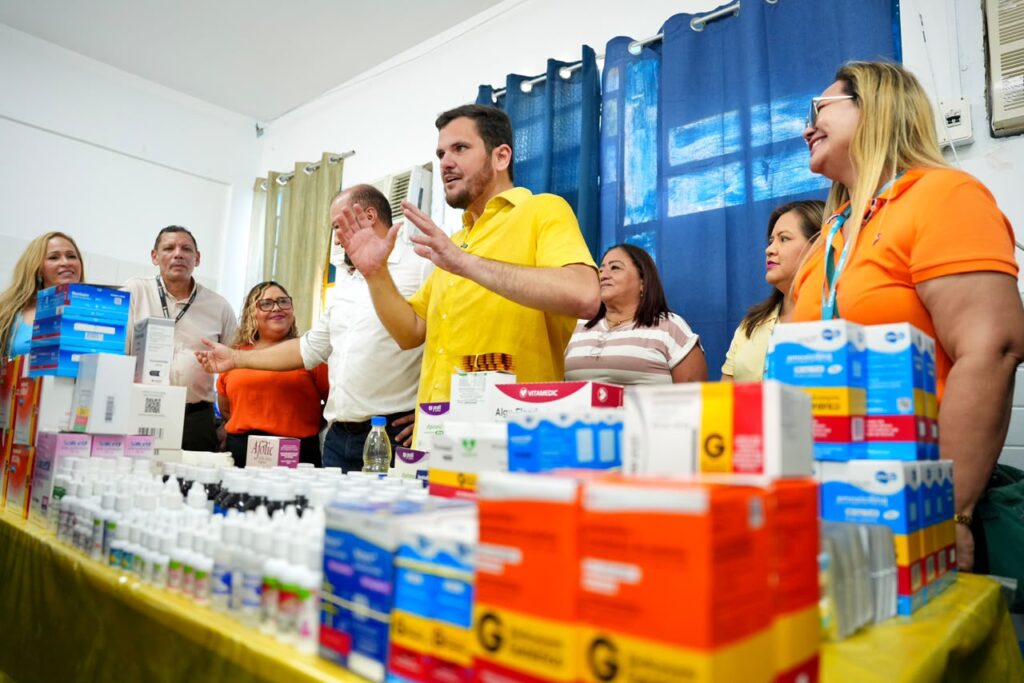 Prefeito Renato Junior inicia operação asfáltica e de limpeza no Jorge Teixeira e leva mais de 30 ações do ‘Manaus que a Gente Cuida’