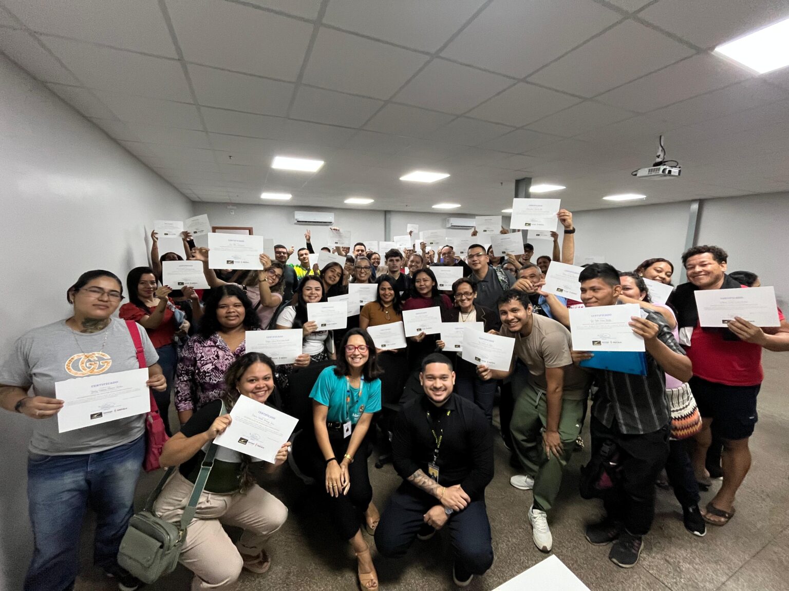 Prefeitura de Manaus abre 200 vagas para minicurso gratuito ‘Engenharia de IA para Empresas e Negócios’