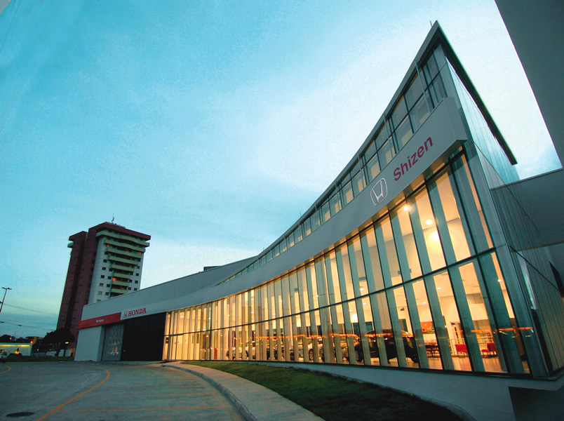 Shizen Veículos celebra 27 anos e consolida protagonismo no mercado automotivo de Manaus