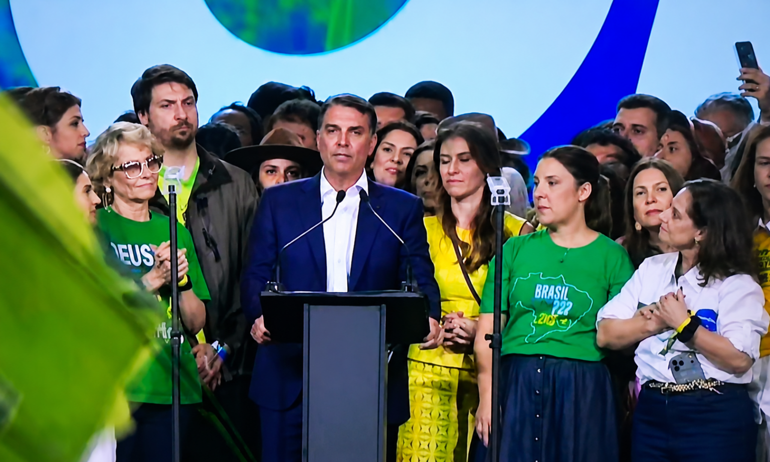 Convenção de Flávio Bolsonaro reúne líderes internacionais e marca demonstração de força na corrida presidencial